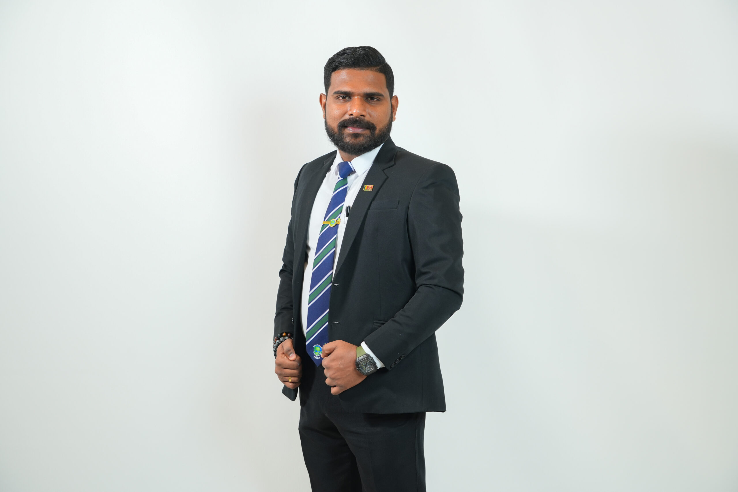 Mr. Devinda Karunarathna